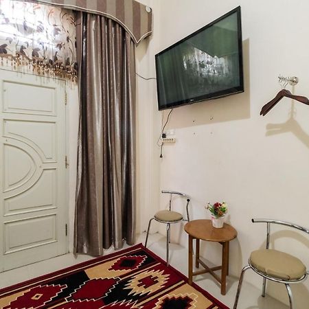 Reddoorz Syariah Near Pasar Aur Kuning Hotell Bukittinggi Exteriör bild