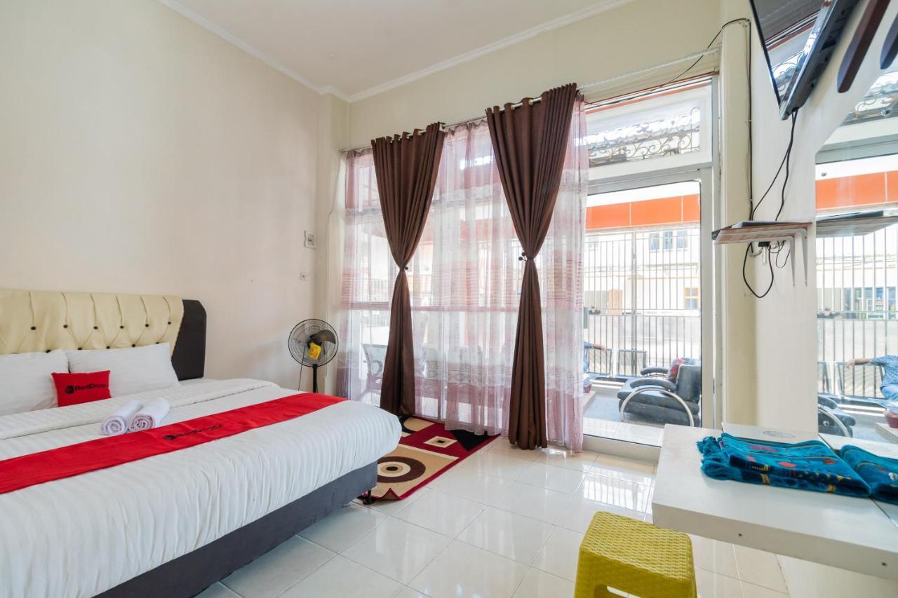 Reddoorz Syariah Near Pasar Aur Kuning Hotell Bukittinggi Exteriör bild