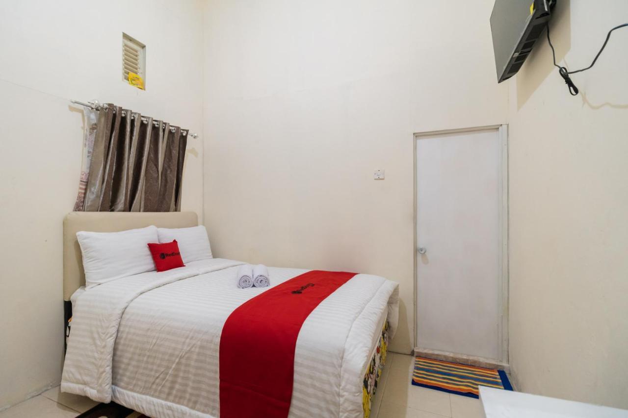 Reddoorz Syariah Near Pasar Aur Kuning Hotell Bukittinggi Exteriör bild